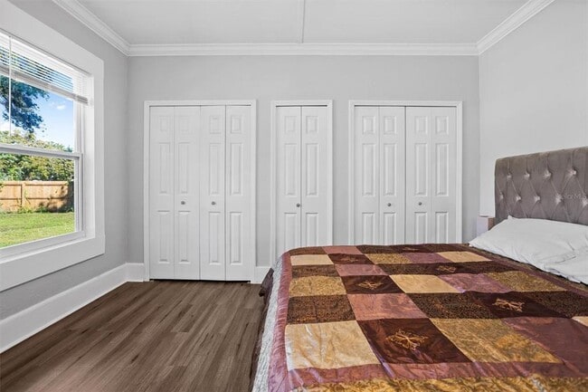 Building Photo - 1571 S Myrtle Ave