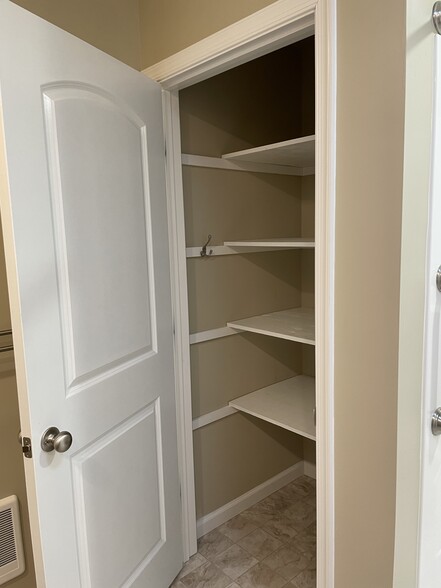 linen closet - 34 Cutlip Dr