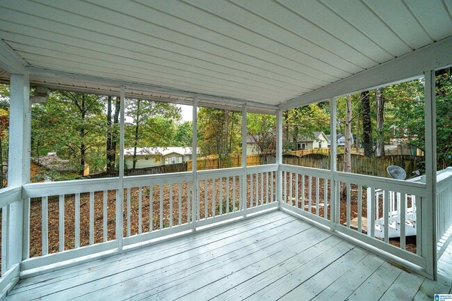 Building Photo - 18 Polaris Cir