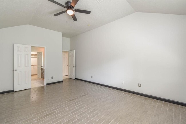 Building Photo - 8914 Emerald Heights Ln