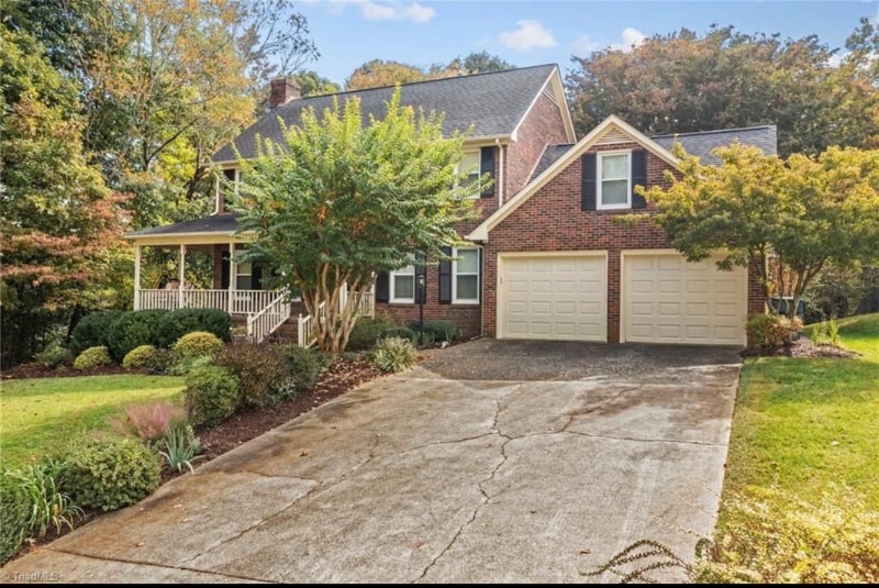 Building Photo - 544 Woodland Dr