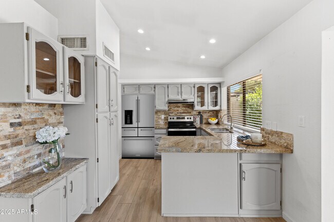 Building Photo - 8943 E Friess Dr