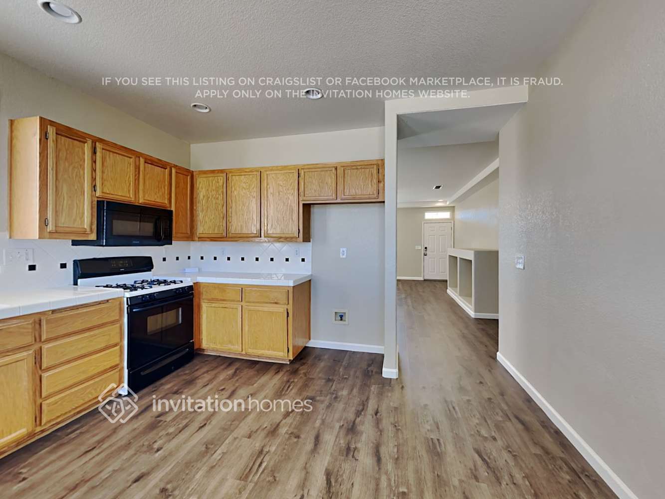 Building Photo - 690 Rubier Way
