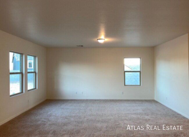 Building Photo - 231 N 201st Ave