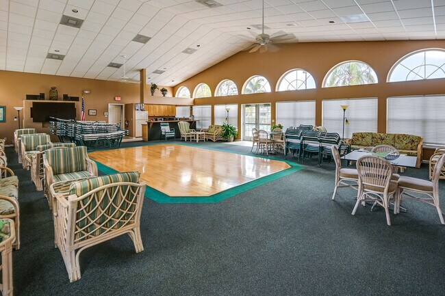 Building Photo - 5708 Deauville Cir