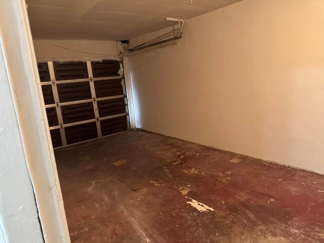 Building Photo - 1119 Goldenrod Rd