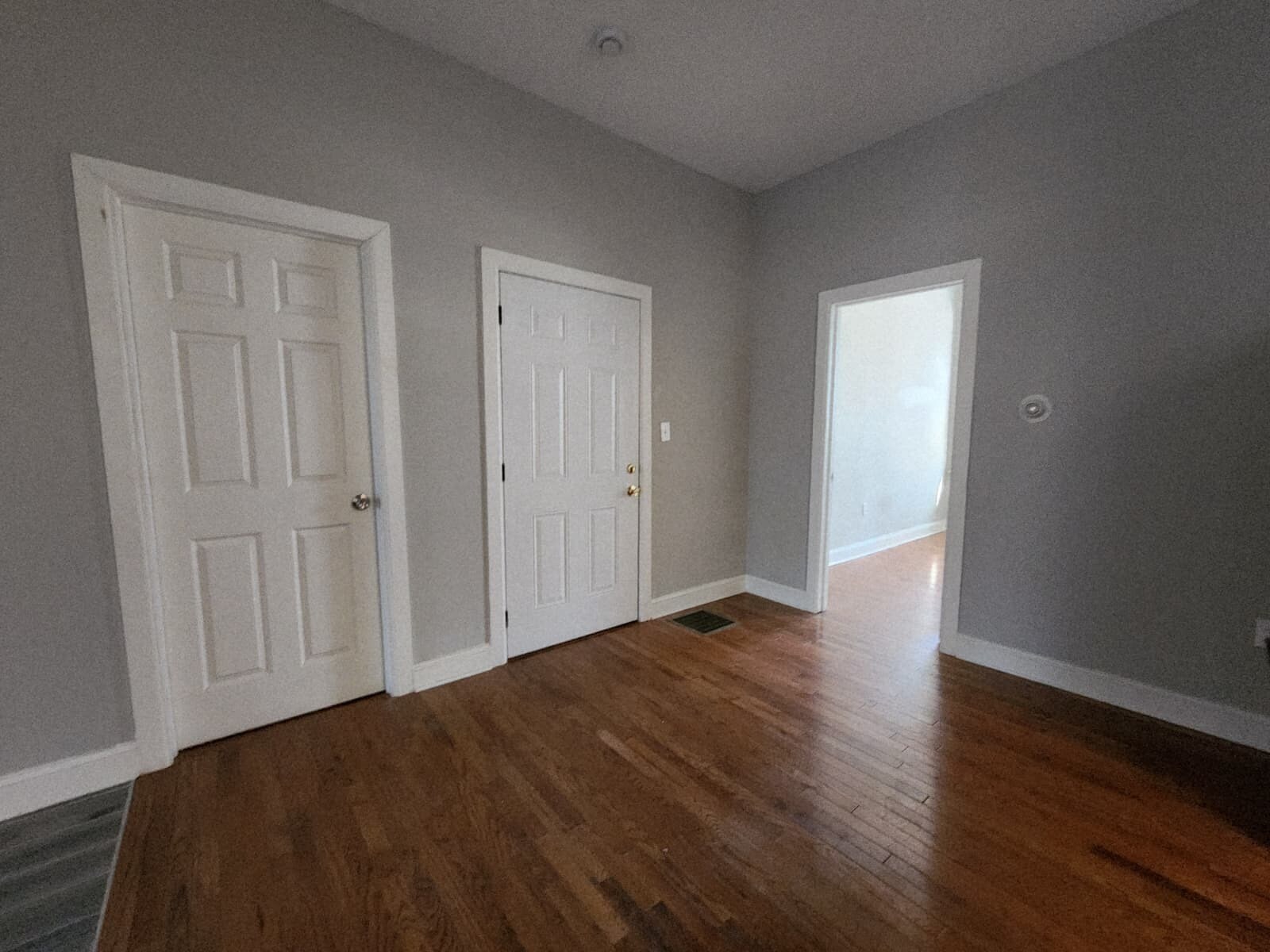 Building Photo - 43 William St