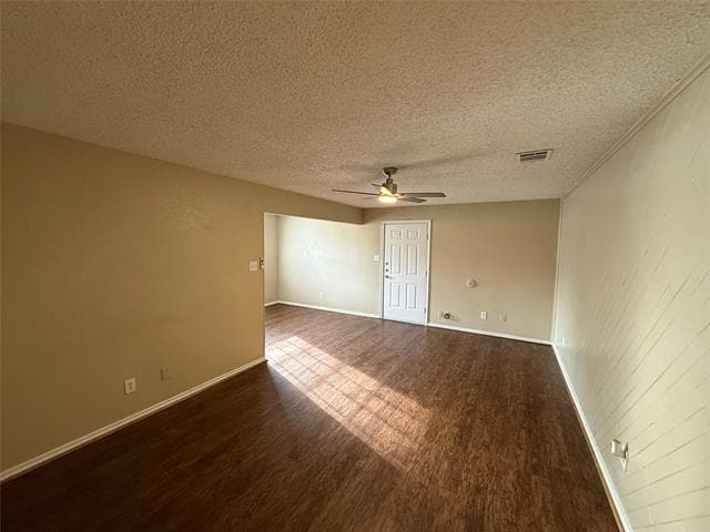 Building Photo - 611 W Gilmer St