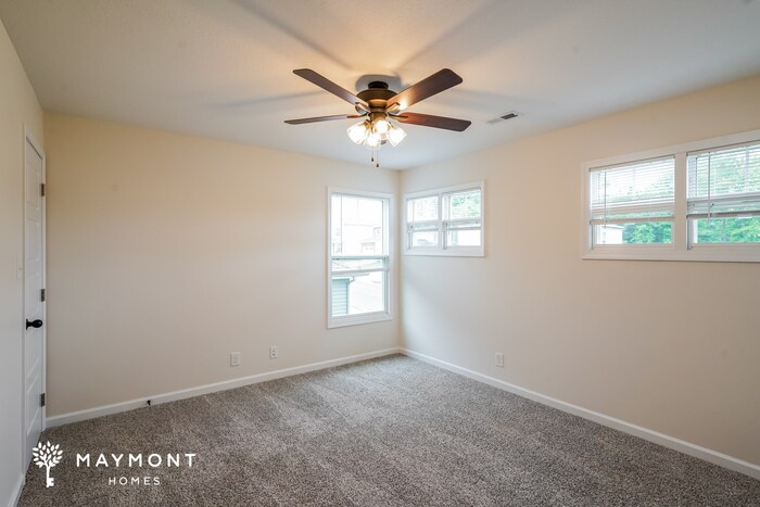 Building Photo - 1210 Cottonwood Dr