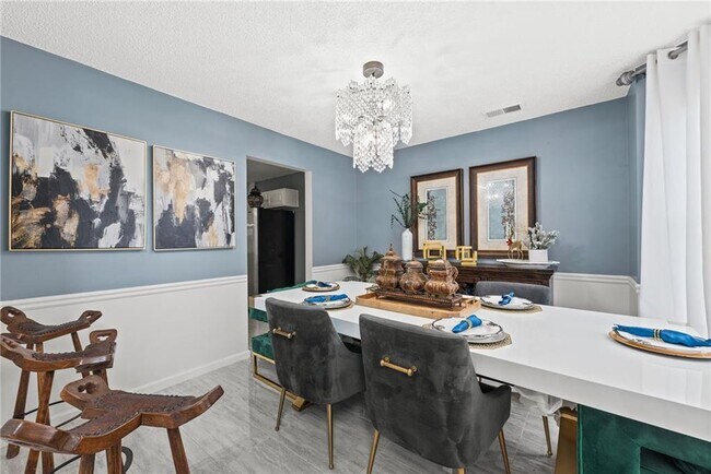 Building Photo - 4155 Soaring Dr