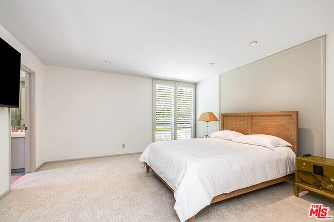 Building Photo - 9656 Lawlen Way