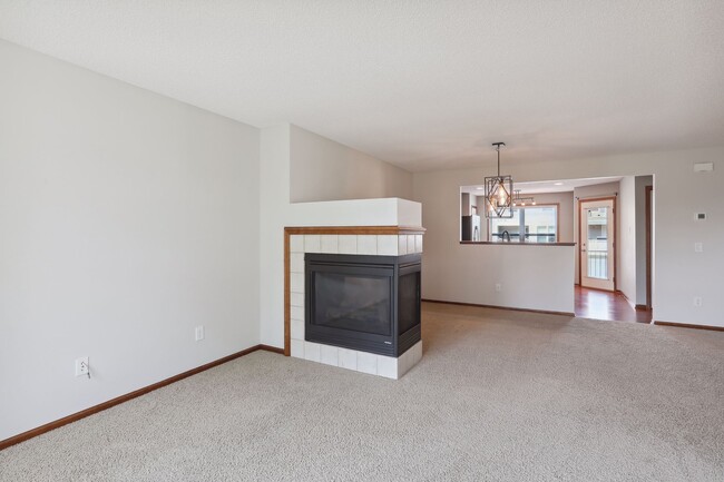 Building Photo - 15024 Farnham Ave N