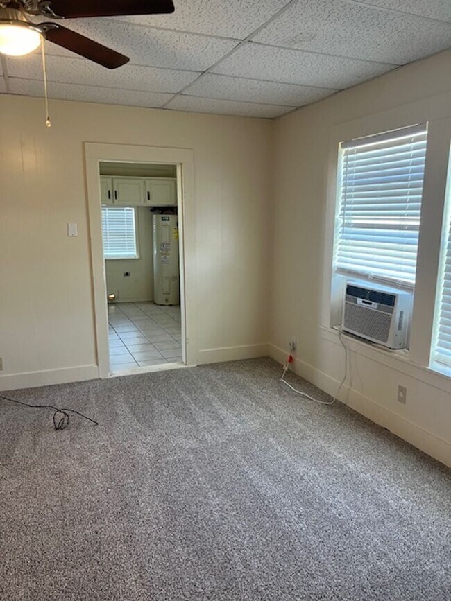 Building Photo - 755 CR 149
