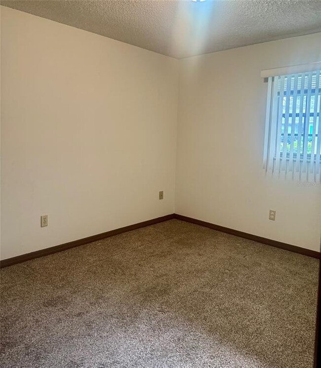 Building Photo - 1438 E 1st Ave