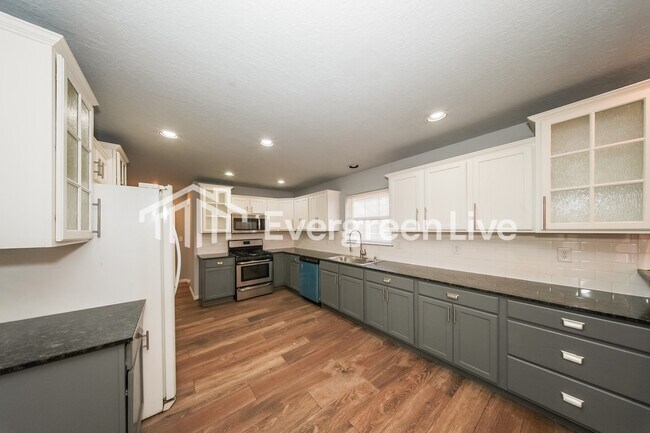 Building Photo - 4519 NW 8th St