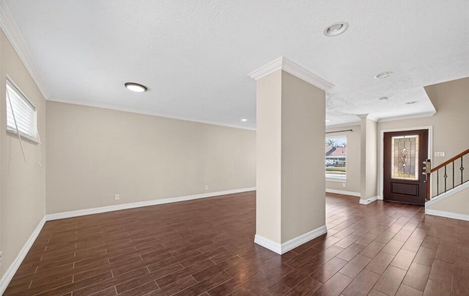 Building Photo - 2010 Spillers Ln