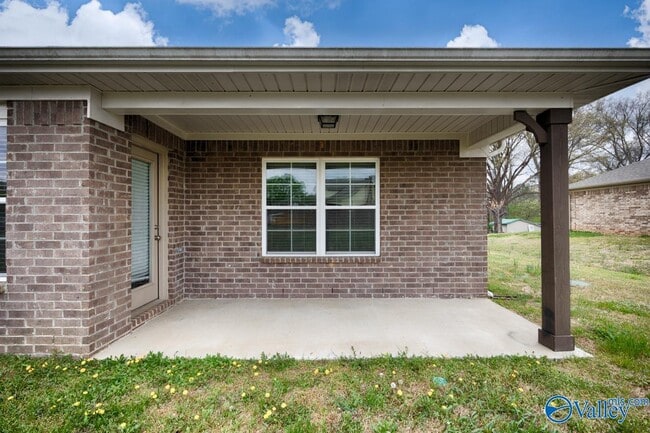 Building Photo - 22637 Quarry Rd