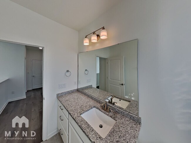 Building Photo - 4607 Kobus Ct.