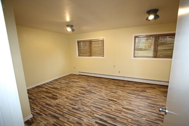 Building Photo - 23827 Chandelle Dr