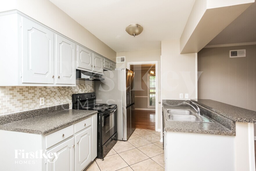 Building Photo - 5482 Timmons Ave