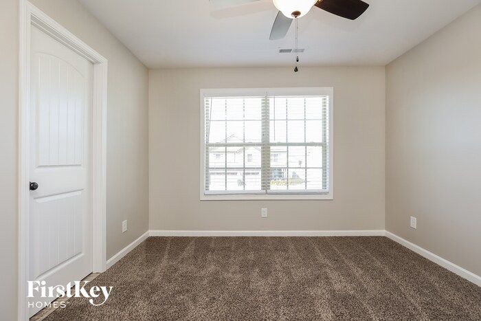 Building Photo - 1285 Winterset Dr