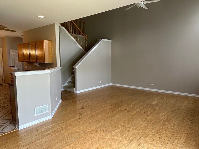 Building Photo - 764 Panorama Ct