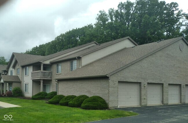 Building Photo - 9820 Legends Creek Dr