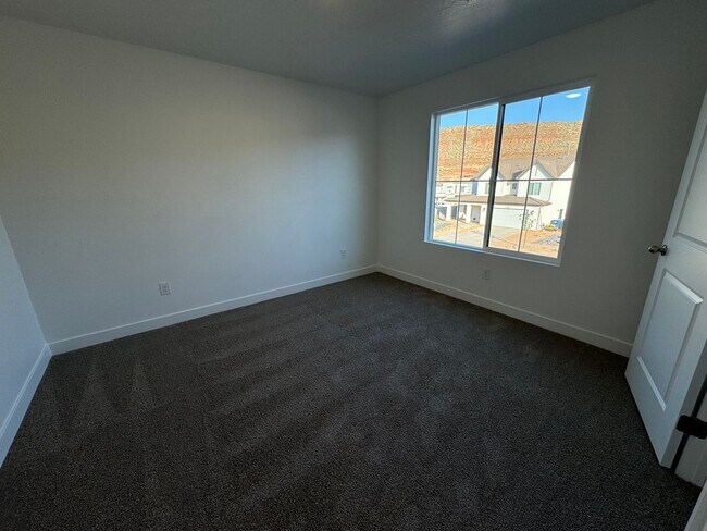 Building Photo - 1624 Cedar Mesa Dr