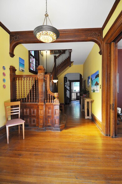 Building Photo - 3103 Shenandoah Ave