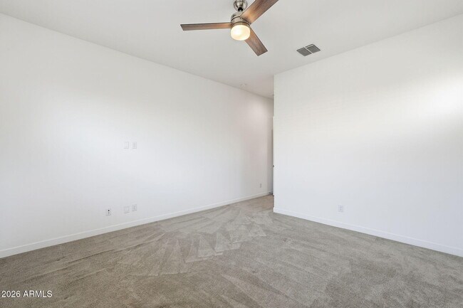 Building Photo - 204 E Taurus Pl