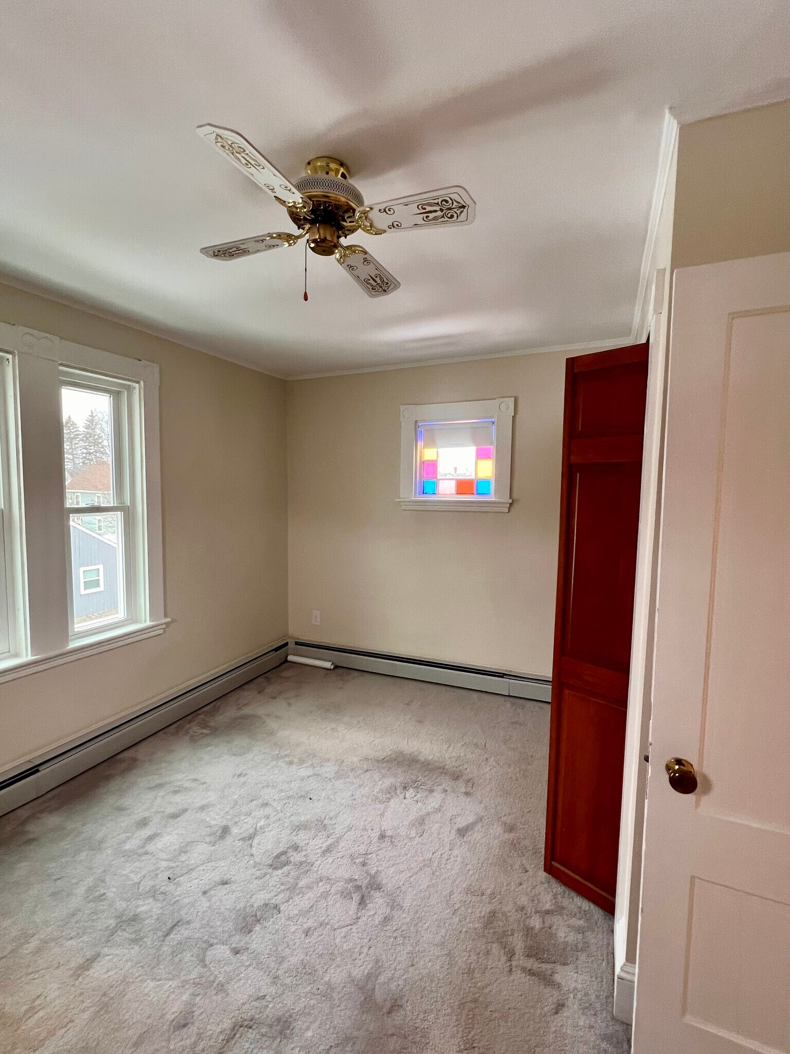 Building Photo - 19 Irving St