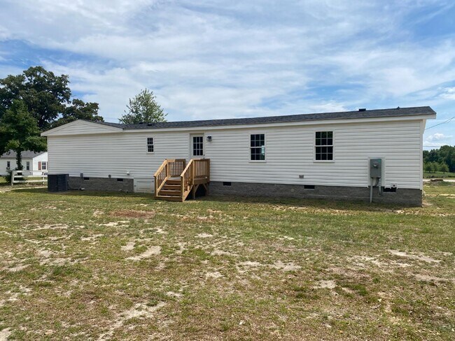 Building Photo - 3533 Old Stage Rd N