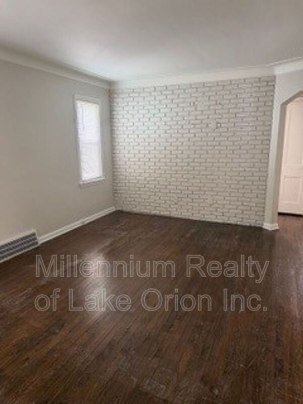 Building Photo - 17798 Eddon St