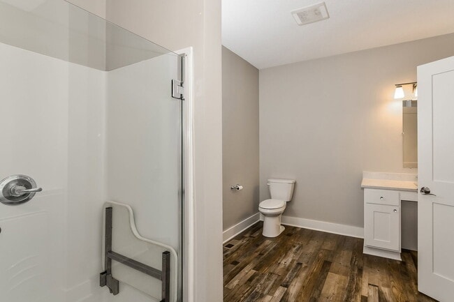 Building Photo - 312 61st St