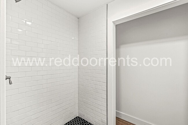 Building Photo - 1254 McDougal St