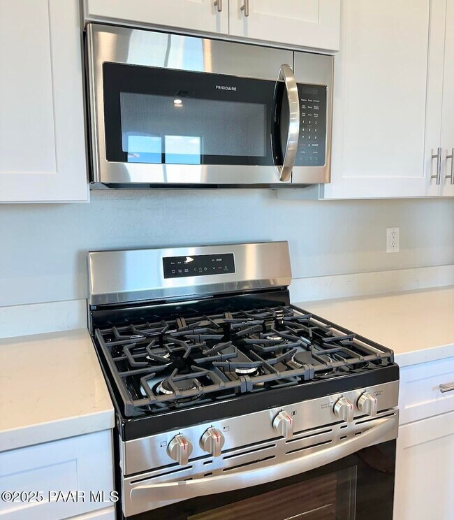 Building Photo - 7701 E Fieldstone Dr