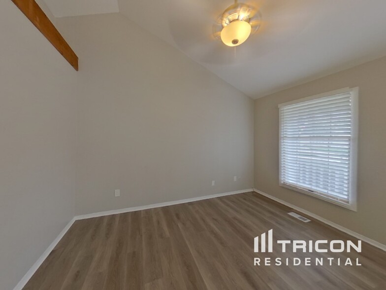 Building Photo - 2836 Garden Dr