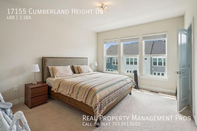 Building Photo - 17155 Cumberland Height Dr
