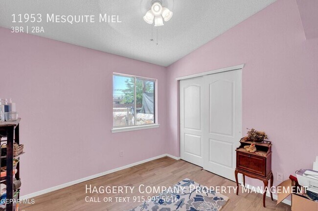 Building Photo - 11953 Mesquite Miel Dr