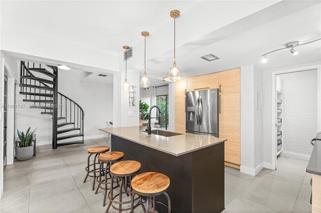 Building Photo - 3145 Virginia St