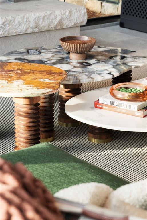 Building Photo - 725 Rocky Point Dr