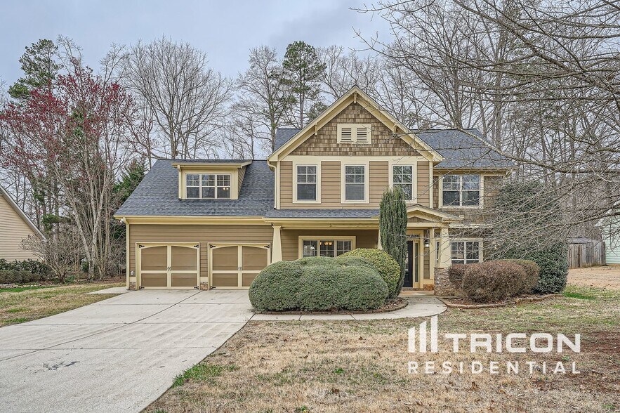 Primary Photo - 294 Sweetwater Bridge Cir
