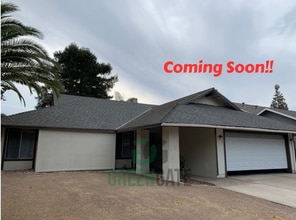 Building Photo - 2812 Jahrom Ln