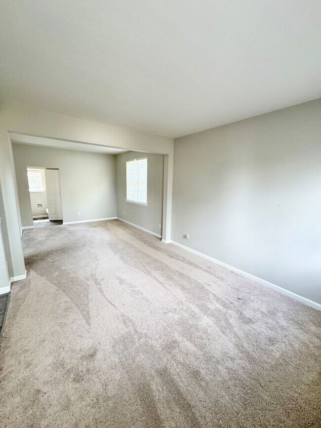 Building Photo - 9413 Thatcher Hall Ct