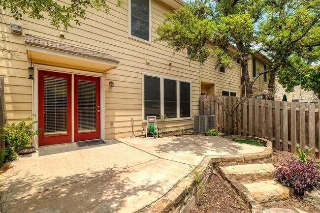 Building Photo - 4620 W William Cannon Dr
