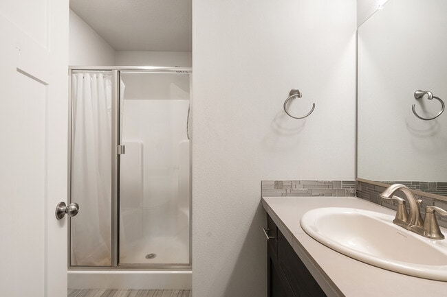 Building Photo - 8887 SW Elena Ln