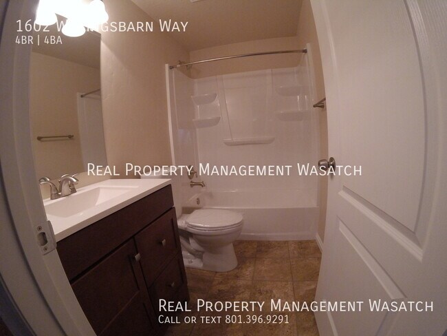 Building Photo - Dont miss out. This will rent quickly...