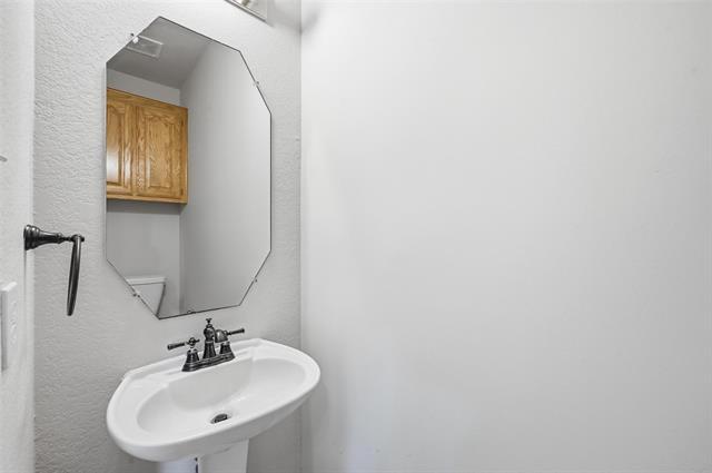 Building Photo - 1321 Kenshire Ct