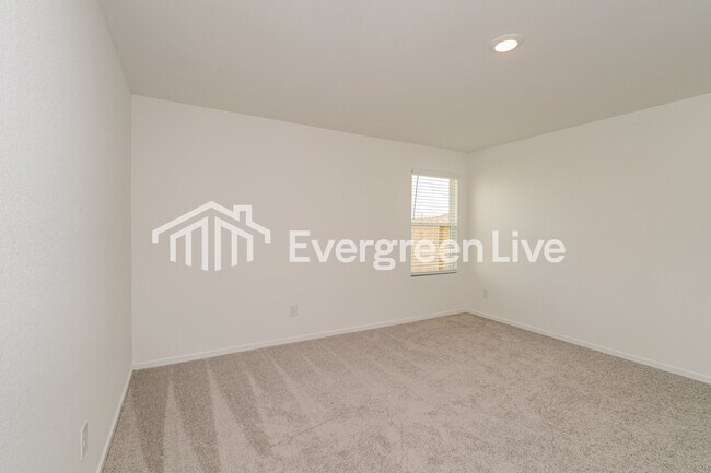 Building Photo - 10726 Red Orchid Dr