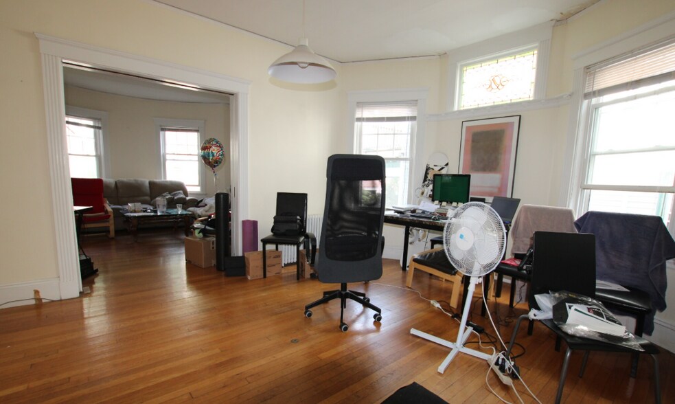 Building Photo - 98 Westbourne Ter